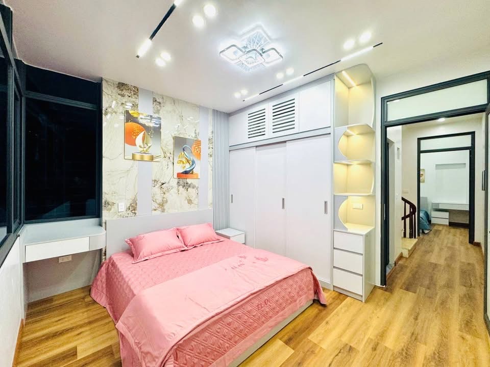 BÁN CCMN,QUẬN ĐỐNG ĐA, 67M, 7T, 18 PHÒNG KHÉP KÍN FULL ĐỒ - DOANH THU 90TR/THÁNG, PCCC ĐẠT CHUẨN, 15.X TỶỶ
