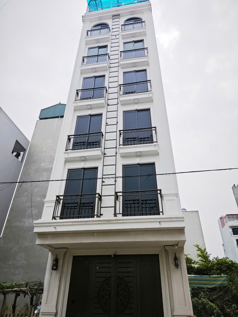 Nhà đẹp phân lô gần bến xe Yên Nghĩa, 15 phòng khép kín, 7 tầng, oto tránh