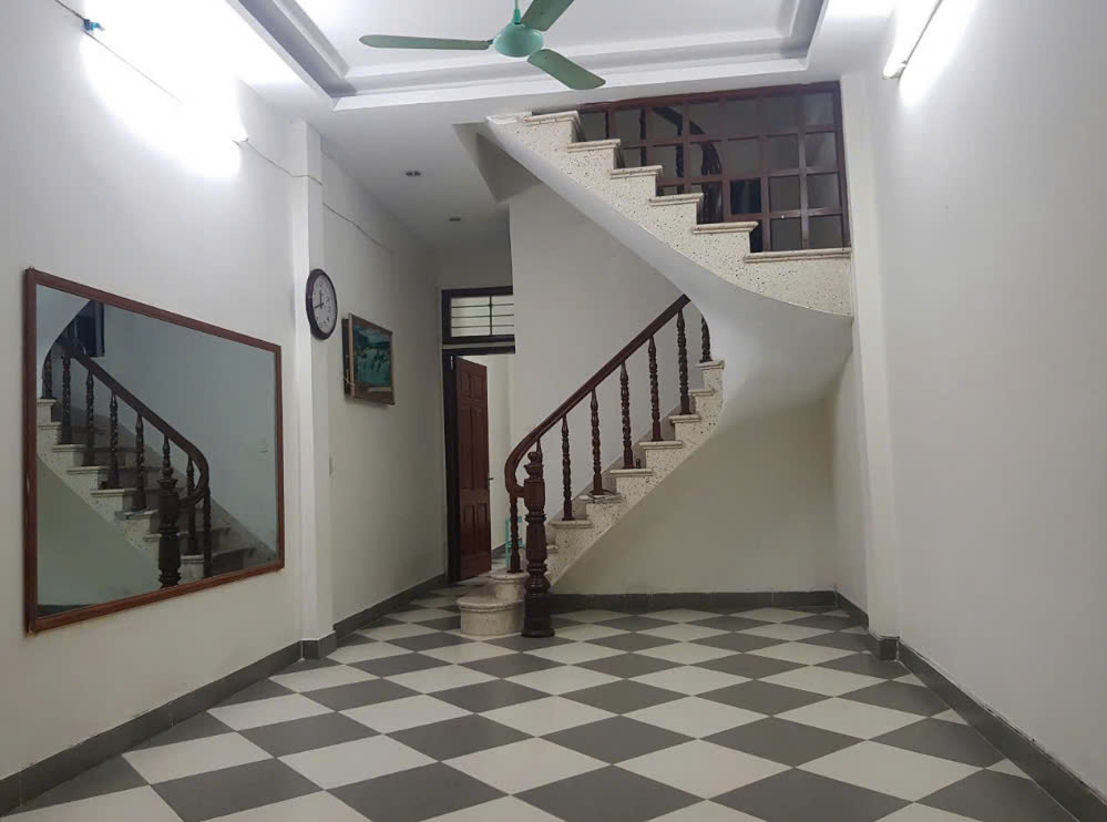 ''CHÍNH CHỦ CHO THUÊ TẦNG 1 LÀM MẶT BẰNG KINH DOANH KẾT HỢP PHÒNG Ở TẠI TRUNG HÒA - CẦU GIẤY - HÀ NỘI