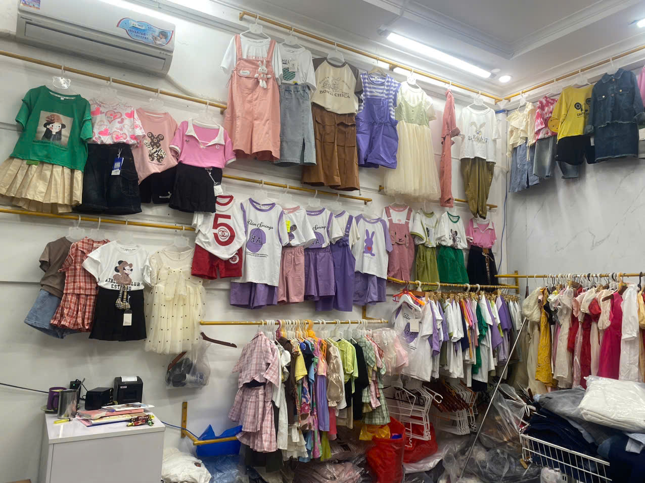 SANG NHƯỢNG MẶT BẰNG KINH DOANH TẠI ĐƯỜNG BÀ TRIỆU, TP HUẾ