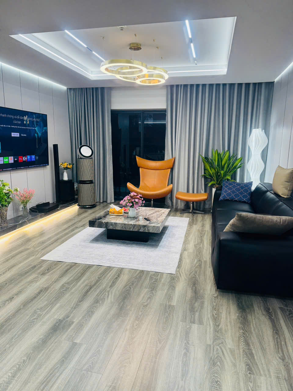 Siêu phẩm 3 ngủ tòa Diamond Goldmark City DT 140m2 full nội thất long lanh mới tinh