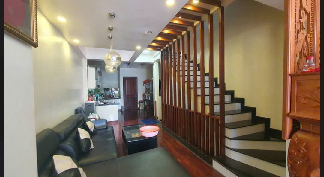 NHÀ MẶT TIỀN KHU BÌNH PHÚ - TRUNG TÂM QUẬN 6 - SỔ HOA HẬU - GIAO THÔNG THUẬN TIỆN KHÔNG THIẾU THỨ GÌ - CHỦ NGỘP.