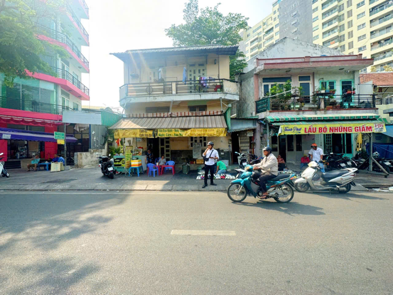 bán nhà mặt tiền