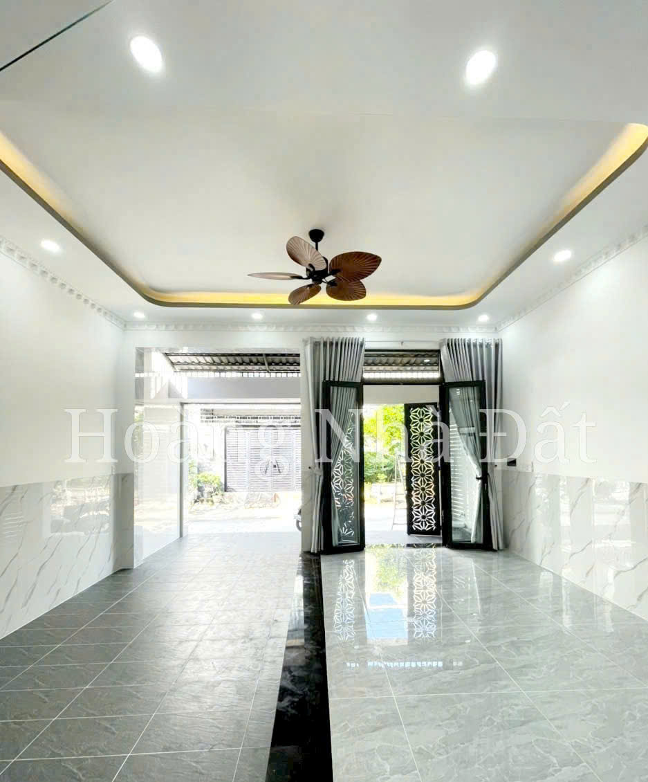 NHÀ PHỐ LÊ VĂN LƯƠNG, 6x13.5M, 4 TẦNG, XE HƠI TRONG NHÀ, 8.2 TỶ