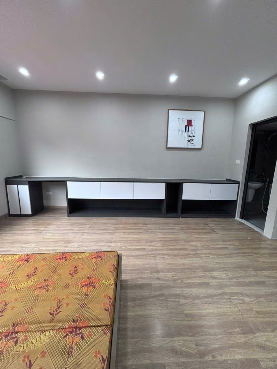 SIÊU PHẨM ĐỘI CẦN - VỊ TRÍ SIÊU ĐỈNH 10M RA MẶT PHỐ- NHÀ ĐẸP Ở NGAY 32m, 4T, mt 4.3m, nhỉnh 8 tỷ