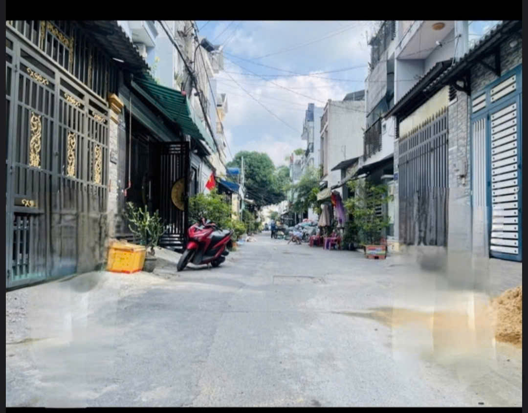Hẻm Xe Tải Quay đầu, Liên Khu 4-5, 2 Tầng BTCT, Nhỉnh 3 tỷ BHH B, Bình Tân