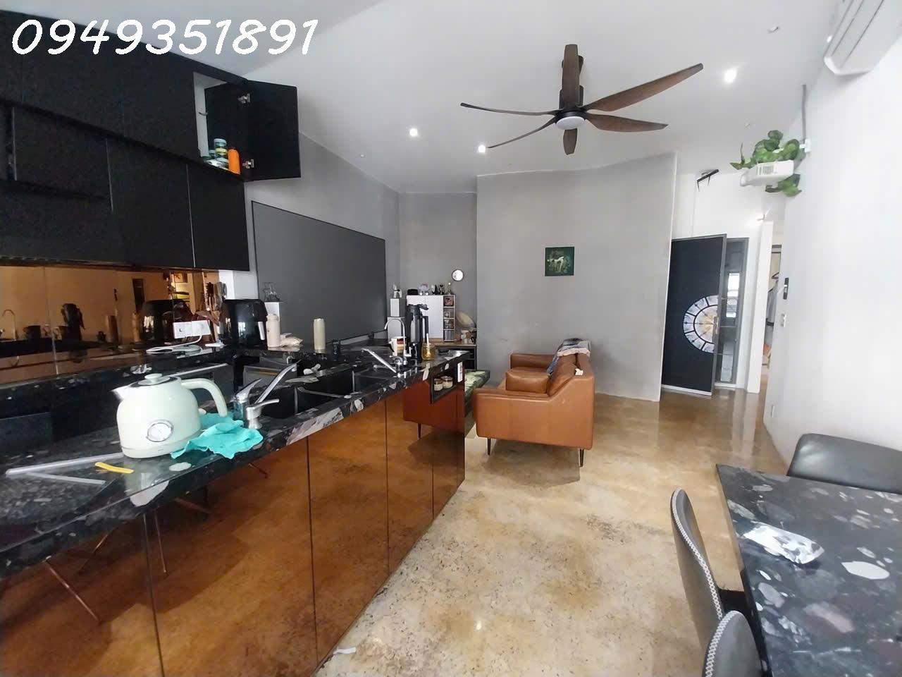 NHÀ HXH 116M2 3TẦNG 5PN SHR HOÀN CÔNG ĐỦ GIÁ 17,9TỶ LH 0949351891 MR TOAN