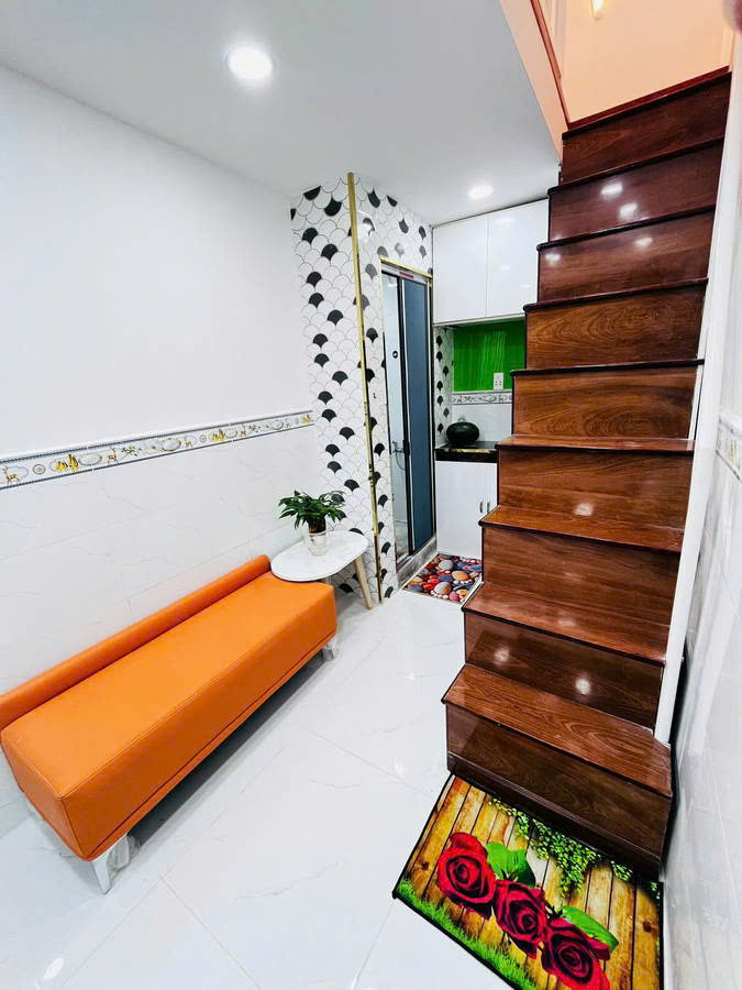 ĐỘC LẠ SÀI GÒN – NHÀ XINH TRUNG TÂM QUẬN 10