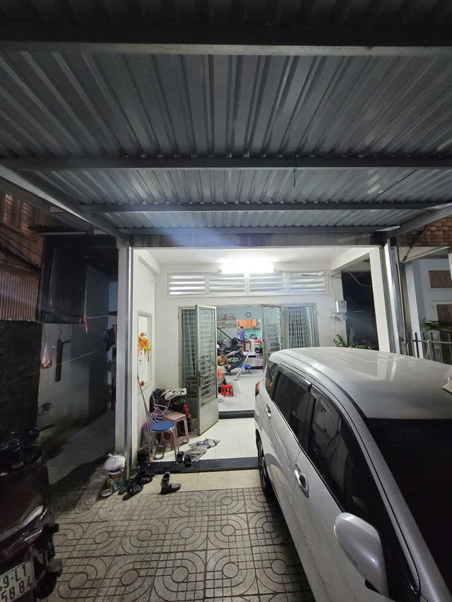 PHÚ NHUẬN - HXH NHỰA HOÀNG HOA THÁM - THÔNG THÍCH QUẢNG ĐỨC - NGUYỄN VĂN ĐẬU. 85M2. 12,5 TỶ THƯƠNG LƯỢNG.