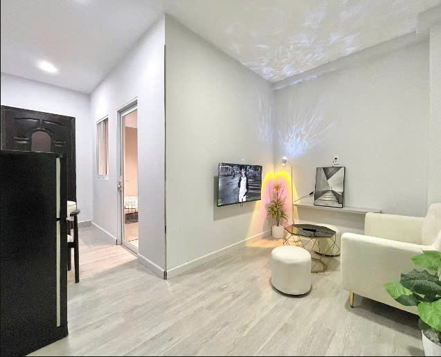 MÌNH CẦN SANG NHƯỢNG LẠI HỢP ĐỒNG CHO THUÊ NHÀ ĐƯỜNG NGUYỄN HỮU CẢNH - TP HỒ CHÍ MINH