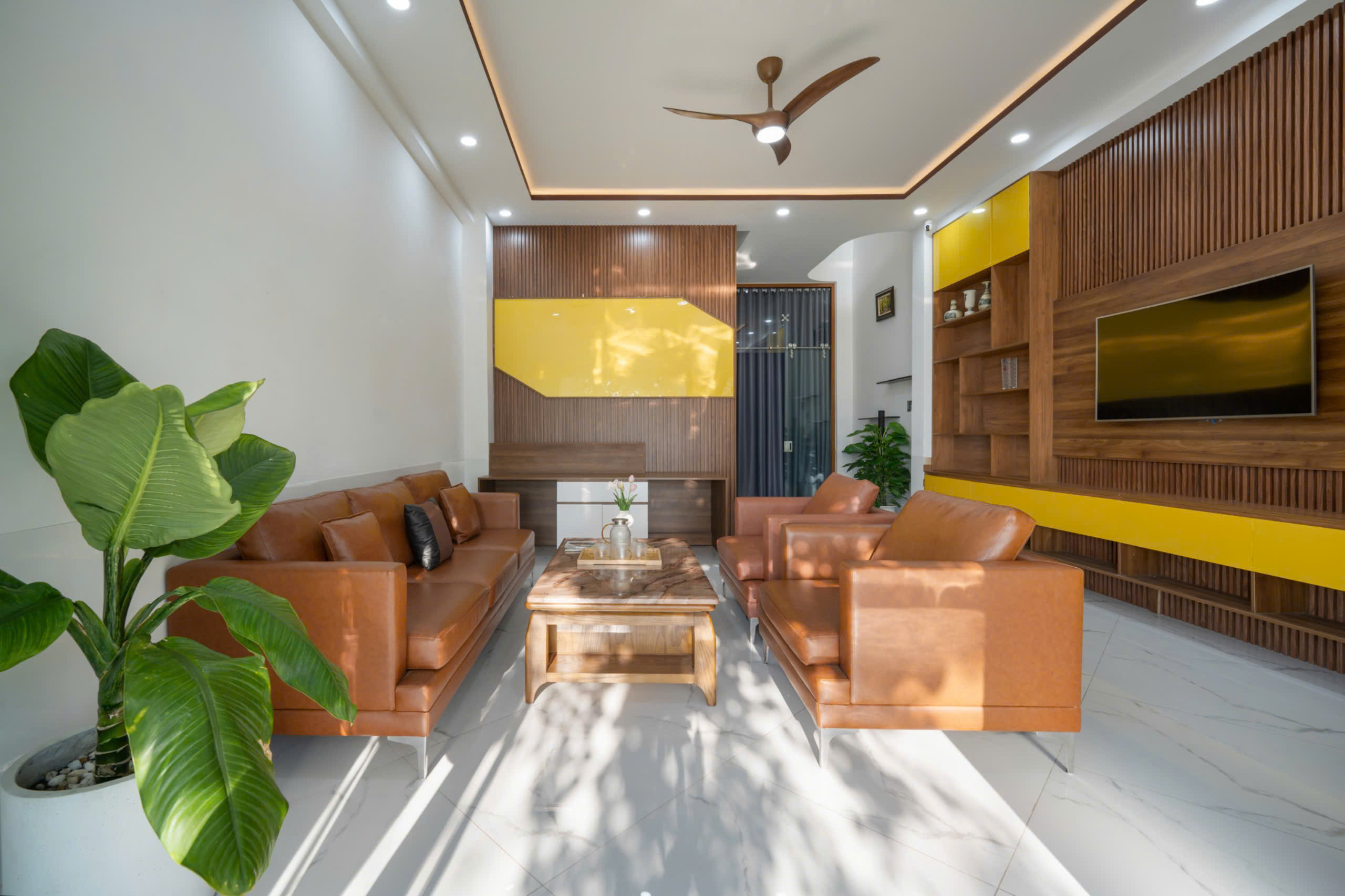 NHÀ 4 TẦNG ĐẸP NHƯ MƠ - KHU PHỐ TÂY AN THƯỢNG – ĐỐI DIỆN CÔNG VIÊN – KINH DOANH LƯU TRÚ SIÊU TỐT
