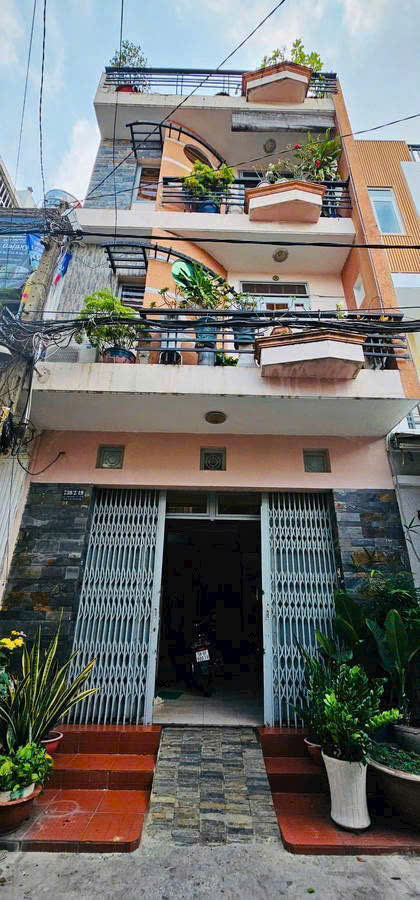 HẺM XE HƠI – NHÀ ĐẸP 50m2 (5*10) – LẠC LONG QUÂN, TÂN BÌNH – CHỈ 9 TỶ!