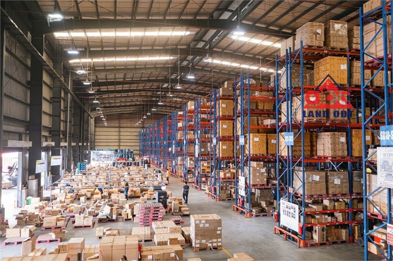 Kho vận hành, đội ngũ vận hành chuyên nghiệp. với thời gian lưu linh hoạt bàn giao liền