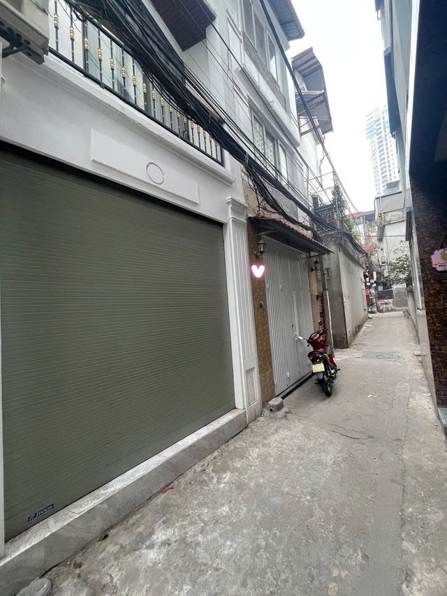 NHÀ MỚI PHỐ NGỌC THỤY XÂY ĐỘC LẬP 5 TẦNG, 38M2,MẶT TIỀN 3.8M,5 TỶ 9