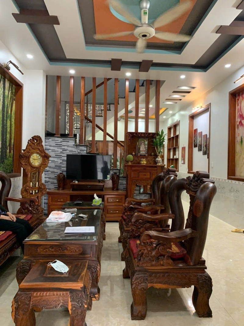 Bán nhà 1 Trệt 2 Lầu MẶT TIỀN kinh doanh,gần Nguyễn Trãi,giá hạt giẻ