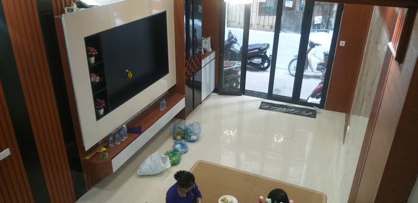 Bán Nhà Định Công Thượng. Hoàng Mai. Ô Tô. DT 42m2. MT 3,5m. 5 Tầng. Giá 5,8 Tỷ.