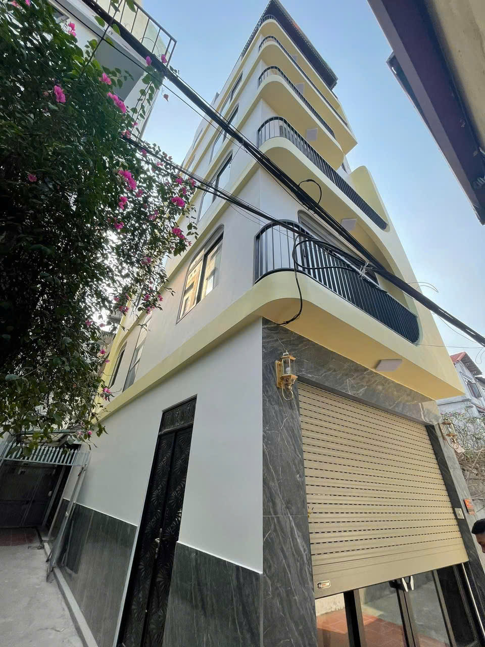 Bán gấp Lô Góc Ngọc Thụy 40m² , oto, kinh doanh, hàng xóm Khai Sơn, nhỉnh 7 tỷ