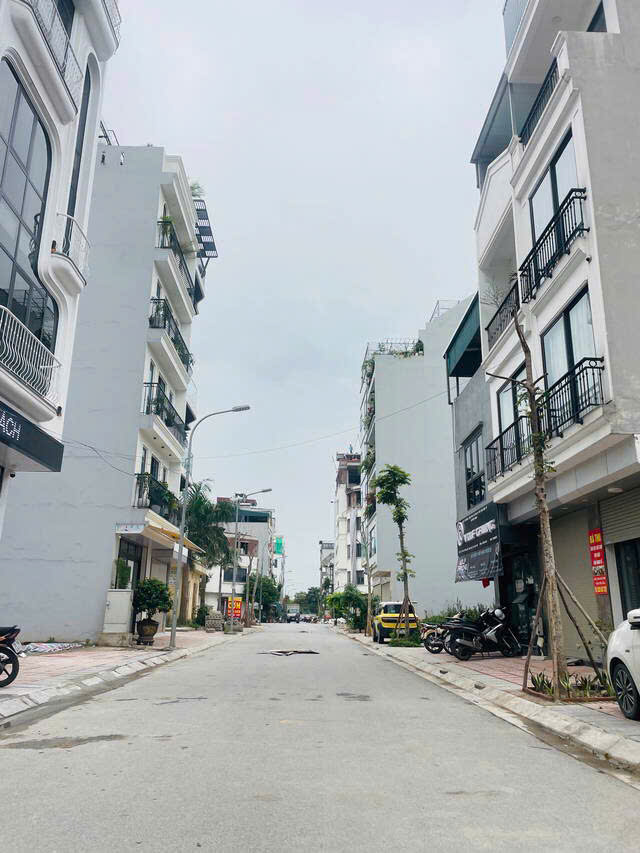 80m2