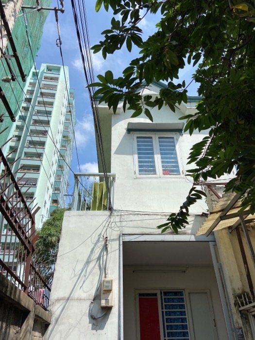 NHÀ CẤP 4 ĐƯỜNG TÂY HÒA - 61M2 - GIÁ CHỈ 6 TỶ - CHO THUÊ 13TR/THÁNG!