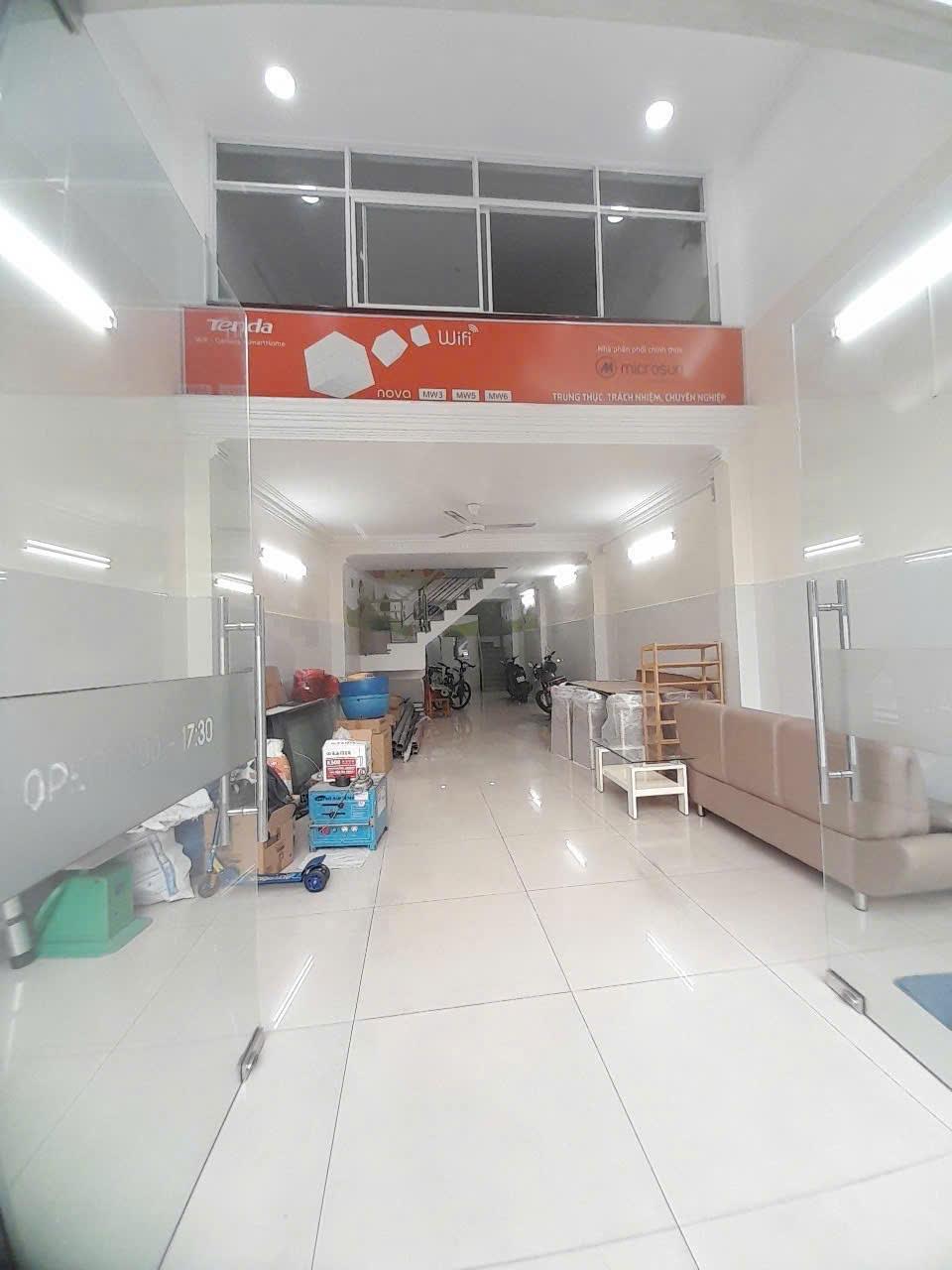 * Nhà MTĐ Bình Thới, Quận 11 - ngang hiếm 5.3x18m - 5 tầng – 5PN Nội Thất Cao Cấp Mới - Gấp bán 18 tỷ
