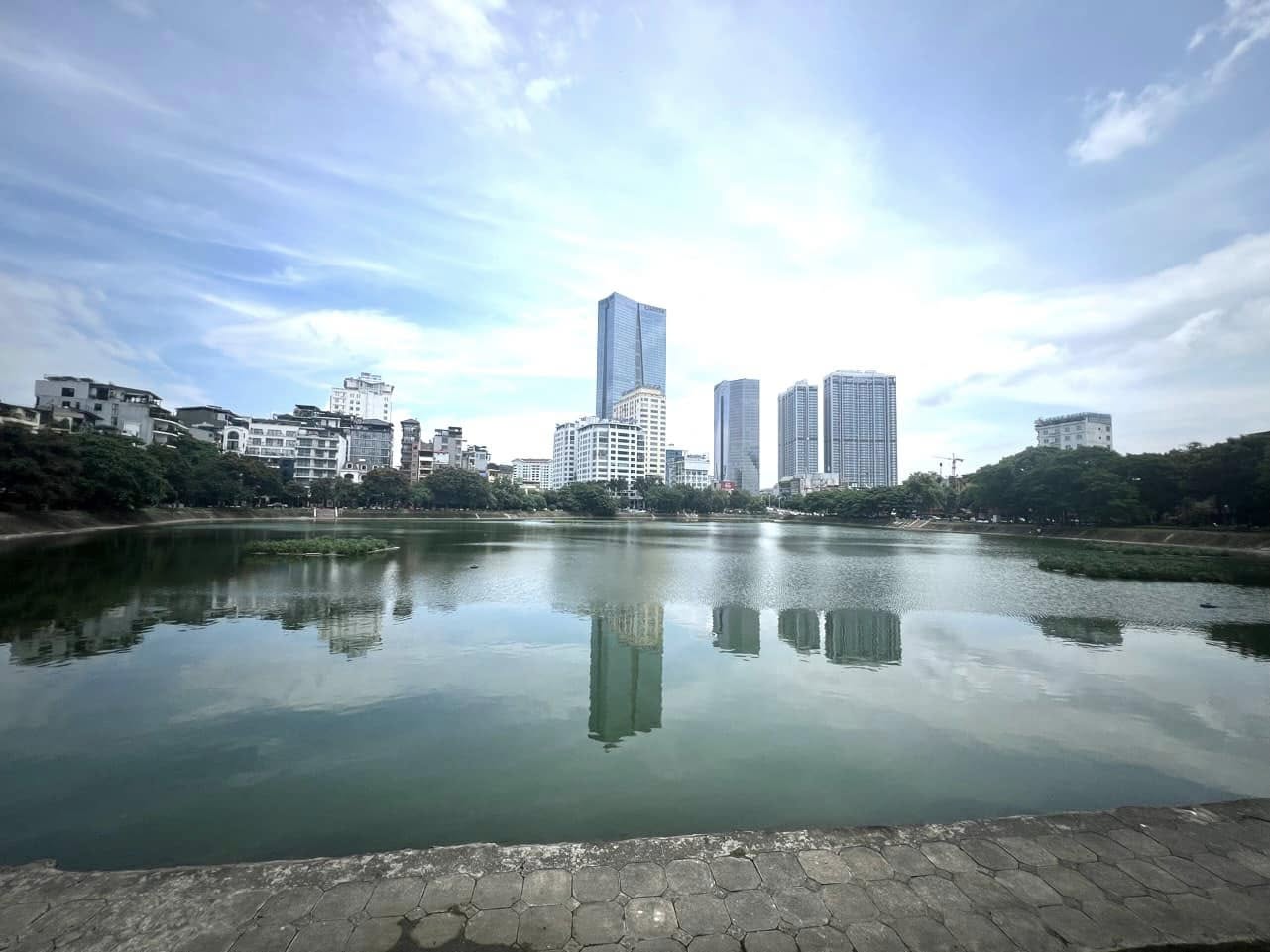Bán nhà mặt phố Phạm Huy Thông, 49m², 31.5 tỷ, sổ đỏ