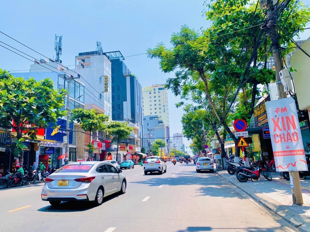 BÁN NHÀ MẶT TIỀN NGUYỄN VĂN THOẠI – TRỤC CHÍNH RA BIỂN MỸ KHÊ – KINH DOANH SẦM UẤT