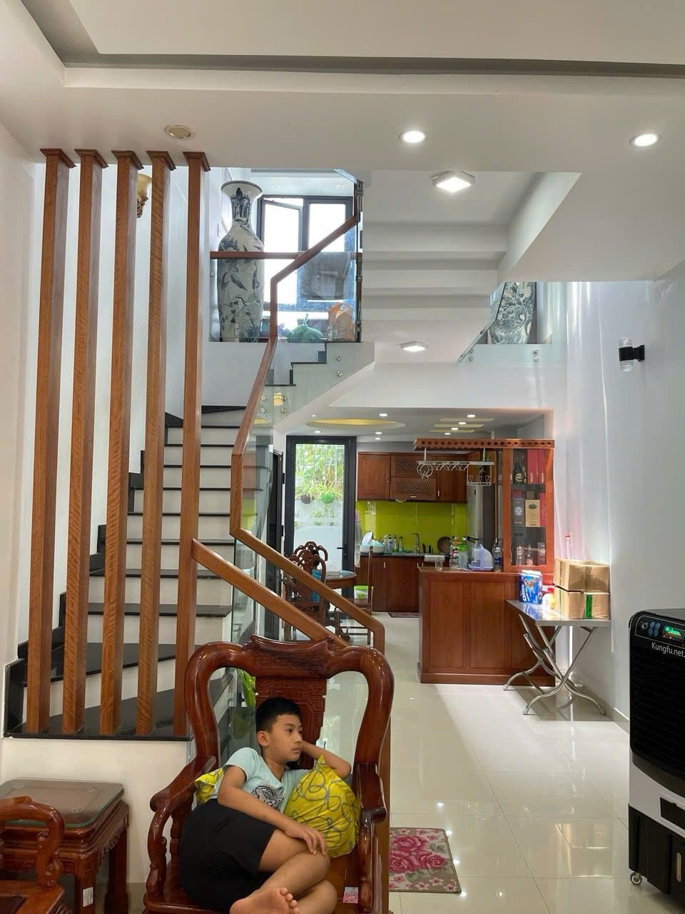 BÁN NHÀ 4 TẦNG KIÊN CỐ - TRUNG TÂM HẢI CHÂU - KIỆT Ô TÔ TẬN CỬA - GIÁ CỰC TỐT!