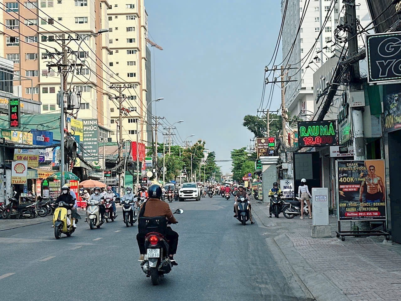 Bán nhà hẻm xe tải,dt 8x7,bán 6ty390 tl