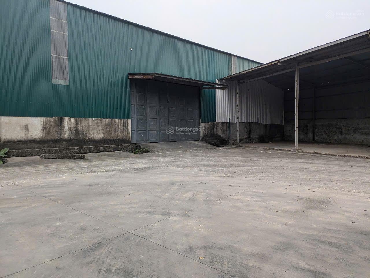 Đất thổ cư 2400m2/2938m2. Sát đường Quốc lộ 21, sau gần tàu điện cao tốc về Xuân Mai. Tiềm năng