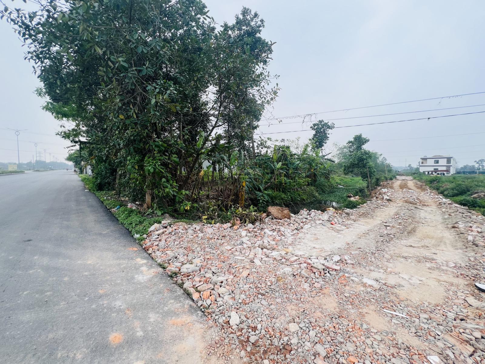 Cần bán 100m TT Kim Long - Tam Dương cạnh trường đại học Trưng Vương giá 1.x tỷ. LH 0865566675