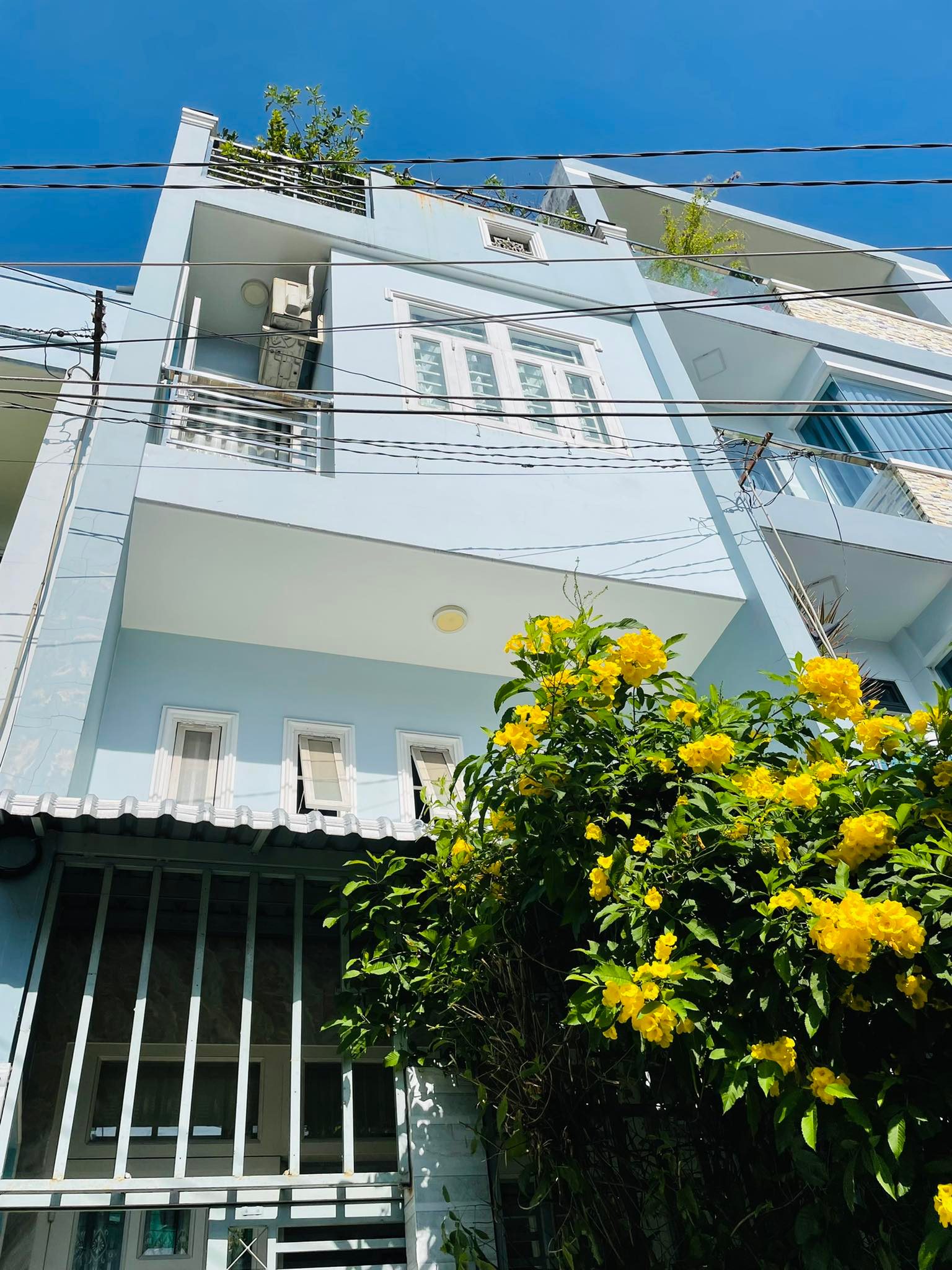 NHÀ ĐẸP GÒ DẦU – HẺM 5M – XE HƠI NGỦ TRONG NHÀ chỉ 5 tỉ nhỉnh