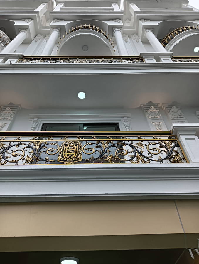 NHÀ MỚI Ô TÔ ĐỖ CỔNG -KINH DOANH Bát Khối-Long Biên 45m2 X 6 Tầng, mặt tiền 4.1m, 11.8 tỷ.