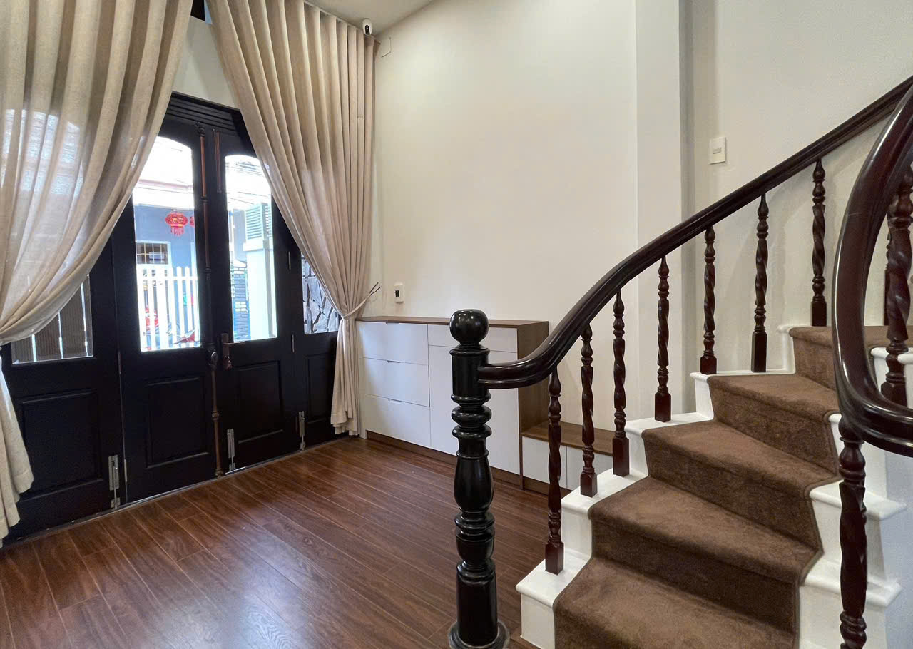 Chủ cần bán Nhà 3 tầng hẻm ôtô Lê Hồng Phong - P. Phước Hải - TTTP Nha Trang