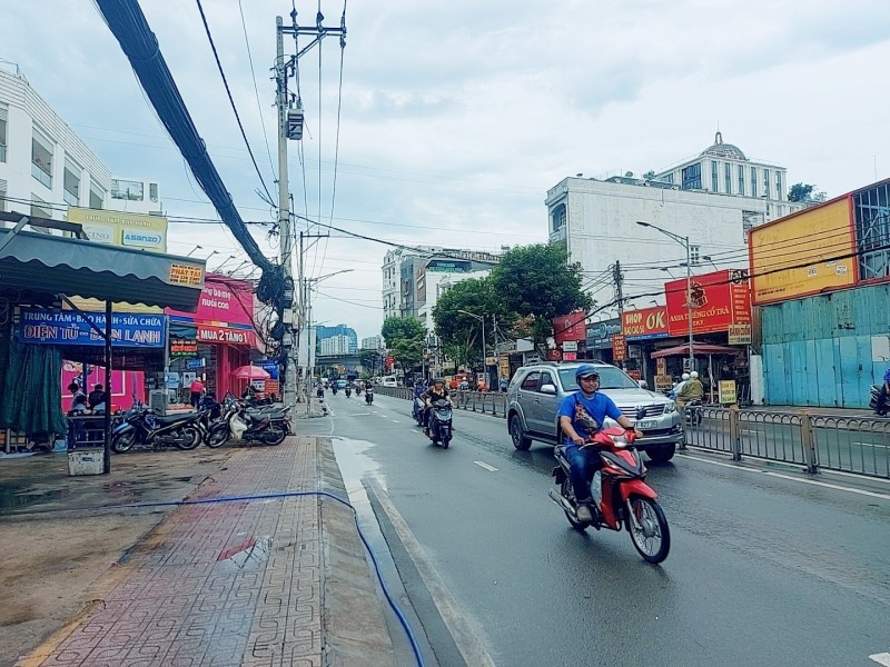 C132 BÁN ĐẤT MẶT TIỀN NGUYỄN THỊ THẬP - QUẬN 7 - KINH DOANH ĐỈNH - GIÁ CHỈ 27 TỶ