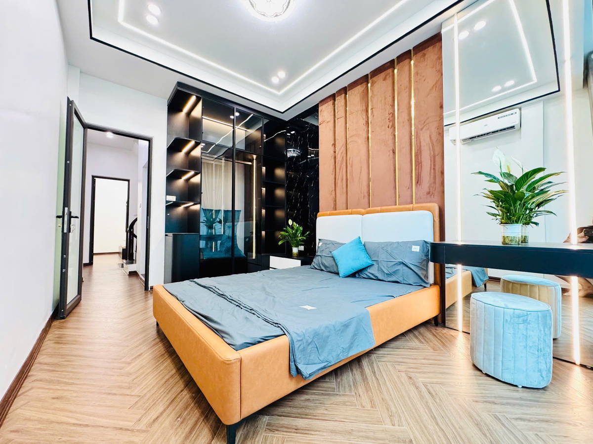 Bán Nhà Bùi Xương Trạch. Thanh Xuân. Ô Tô. Kinh Doanh. DT 45m2. MT 3m. 4 Tầng. Giá 8,95 Tỷ.