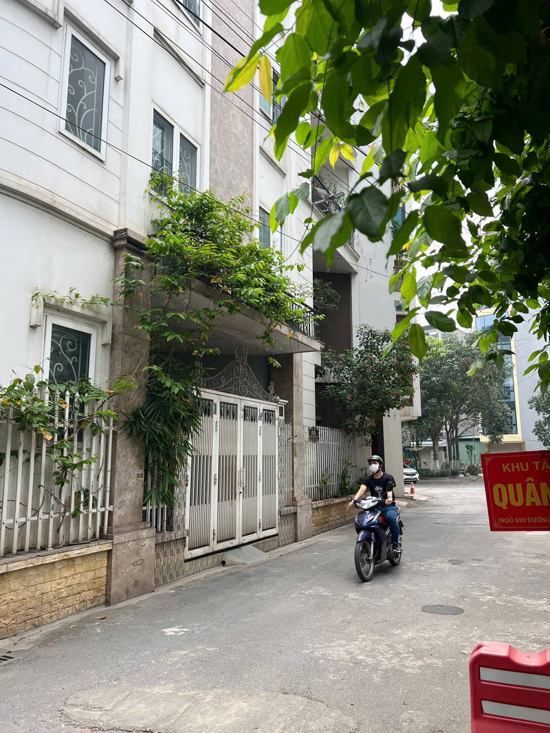 TÒA NHÀ DÒNG TIỀN VỪA Ở VỪA KINH DOANH , VÕNG THỊ - LÔ GÓC - 3 BƯỚC CHÂN RA HỒ TÂY LỘNG GIÓ - MẶT TIỀN SIÊU RỘNG - CÁCH MẶT HỒ TÂY VÀI TRĂM MÉT - Ô TÔ QUA NHÀ