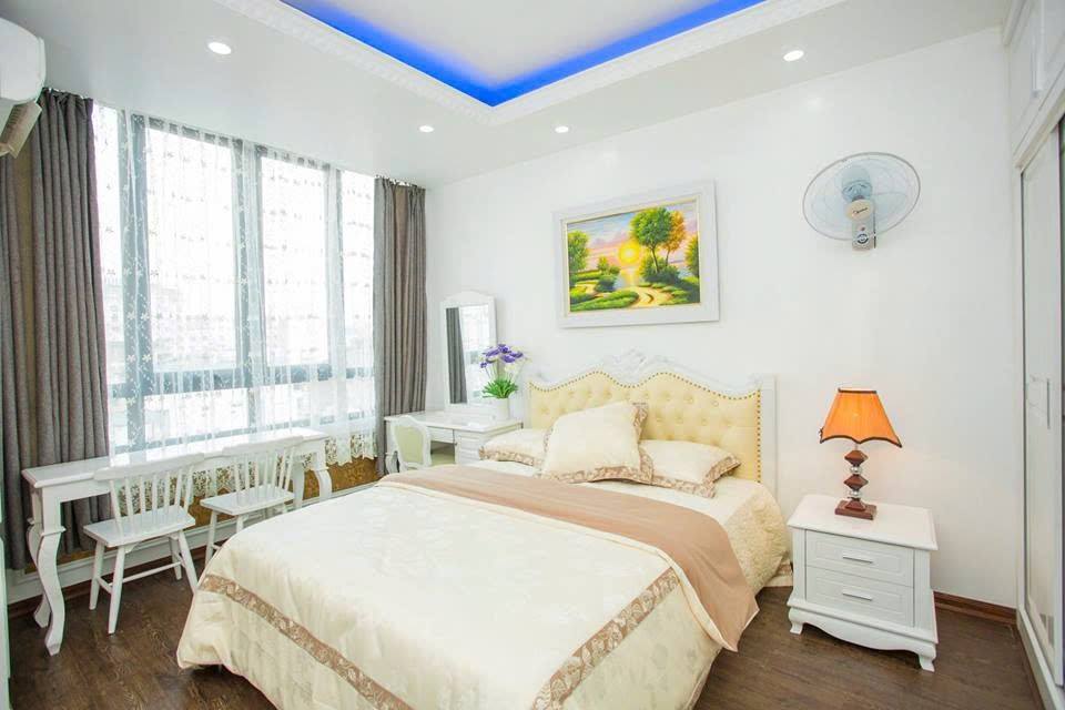 Bán nhà Phố Thanh Nhàn, Hai Bà Trưng, nhà đẹp, ngõ ô tô, 48m2, gần ĐH Bách Khoa, vừa ở vừa kinh doanh, làm VP 12 tỷ