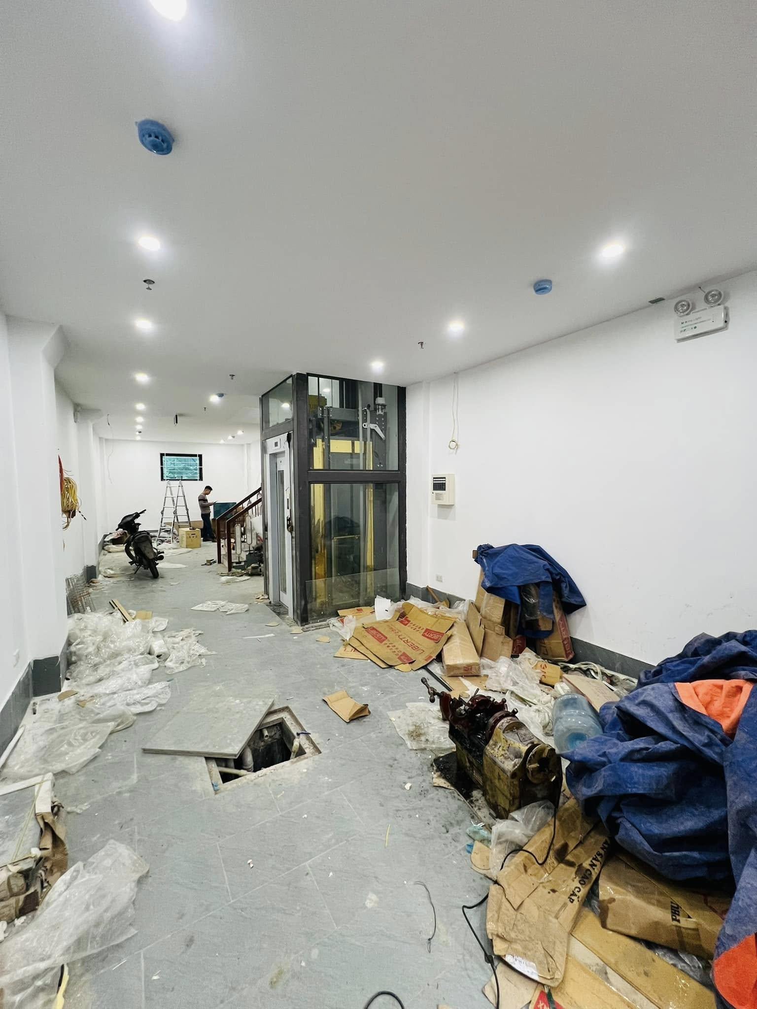 Bán nhà (11P,KK, 90tr/thg) phố Trích Sài 66m2 7T thang máy MT 4.1m 19 tỷ Tây Hồ