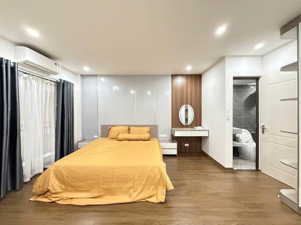 Nhà 4T khu Võ Thị Sáu 43m,MT 5m-Ngõ Thông -ở ngay.