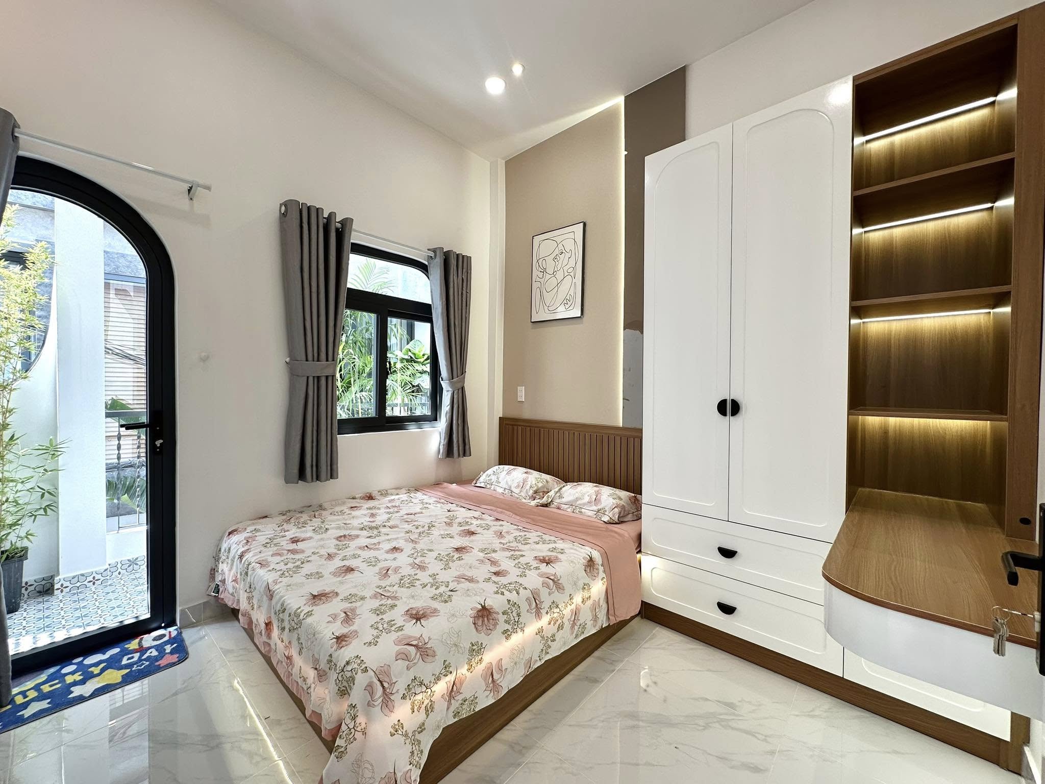 CCMN PHÚ DIỄN 95M2X8T,THANG MÁY,Ô TÔ ĐỖ CỬA,23PKK,130 TRIỆU/THÁNG,24 TỶ