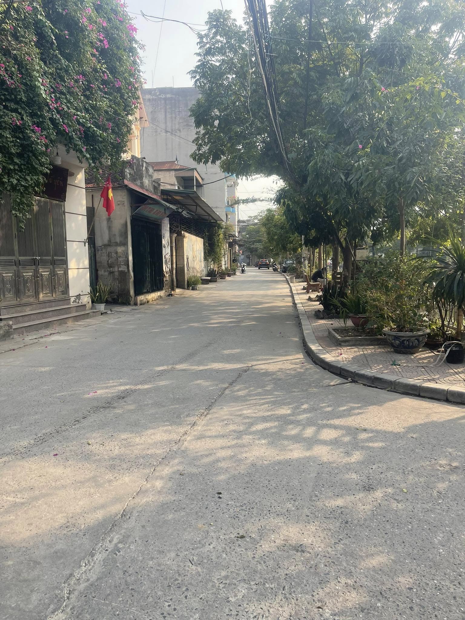lô góc, nhà mới hoàn thiện, hưởng trọn nhiều khu vực tiện ích.