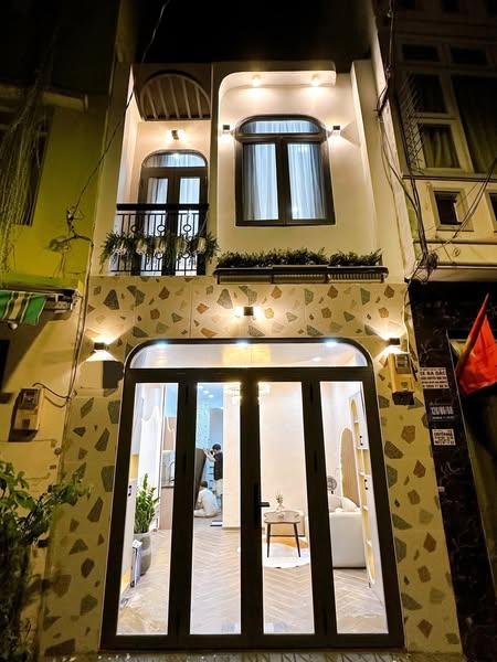 Nhà Hẻm Xe Tải Thích Quảng Đức quận Phú Nhuận Phường 5.