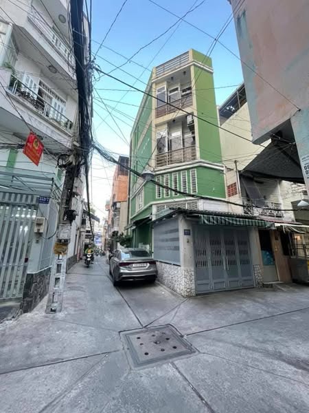 Nhà Đường Lê Hồng Phong Phường 1 Quận 10.