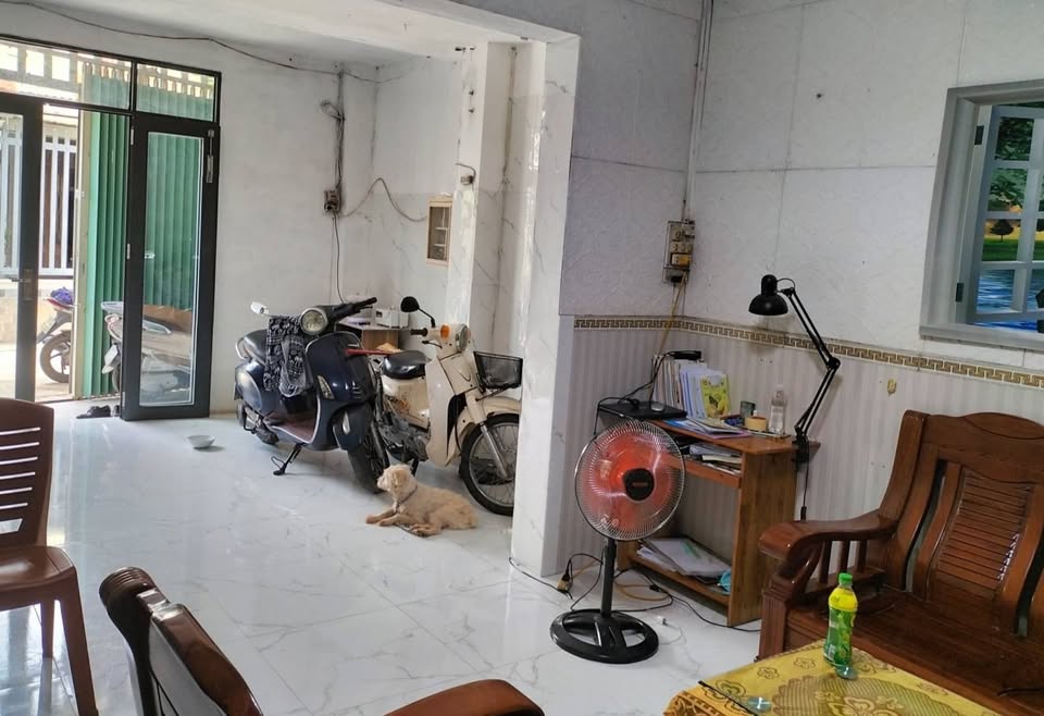 BÁN ĐẤT TẶNG NHÀ 2 TẦNG,DT 99M2, KIỆT ÔTÔ MẸ SUỐT, NGAY SAU LƯNG ĐHSP ĐÀ NẴNG - CHỈ 2.45 T