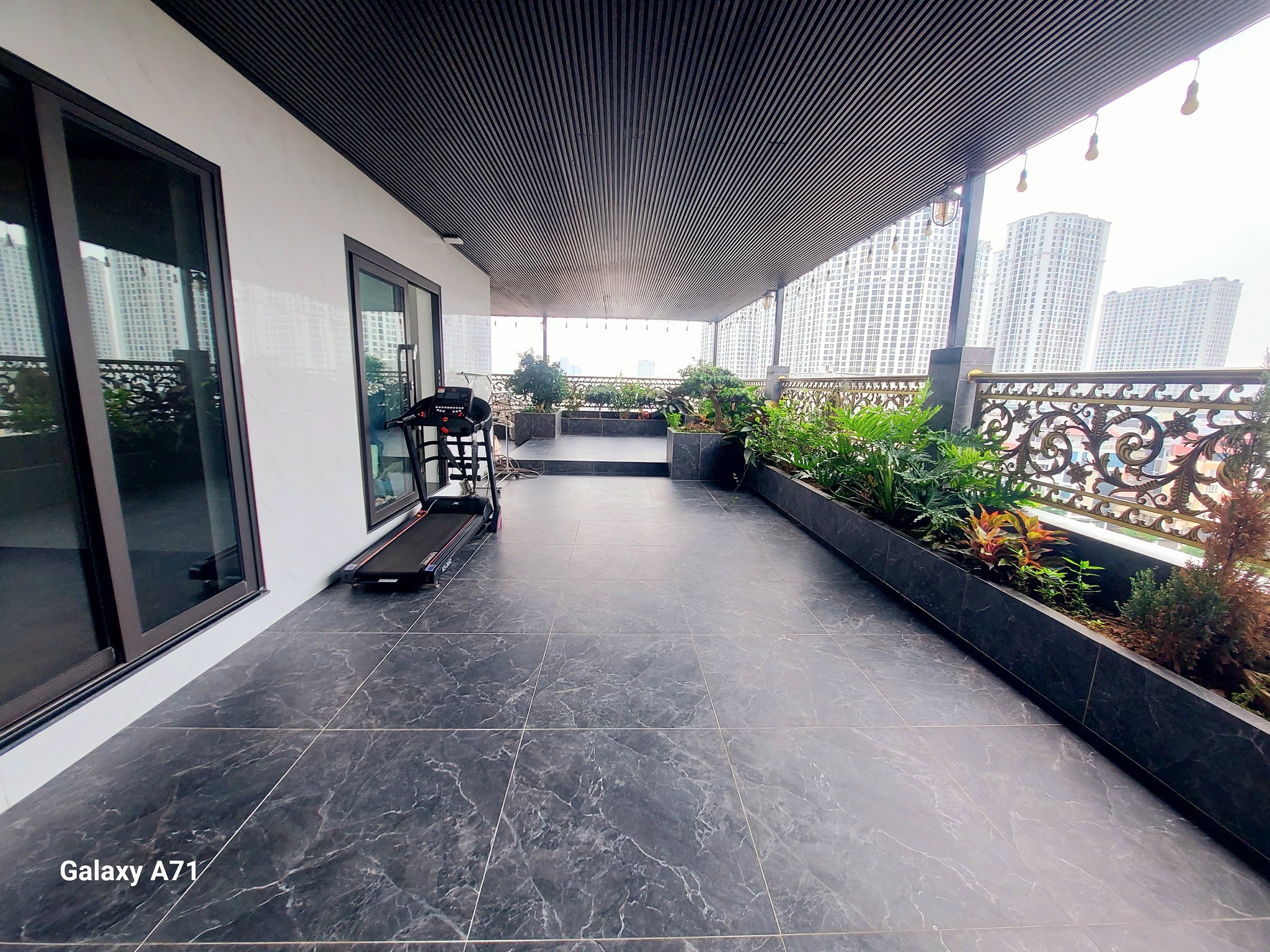 BÁN TOÀ NHÀ LÔ GÓC ĐẲNG CẤP 2 MẶT THOÁNG KHU NHÂN HÒA – 120M2 x 9 TẦNG – DÒNG TIỀN 130TR/THÁNG
