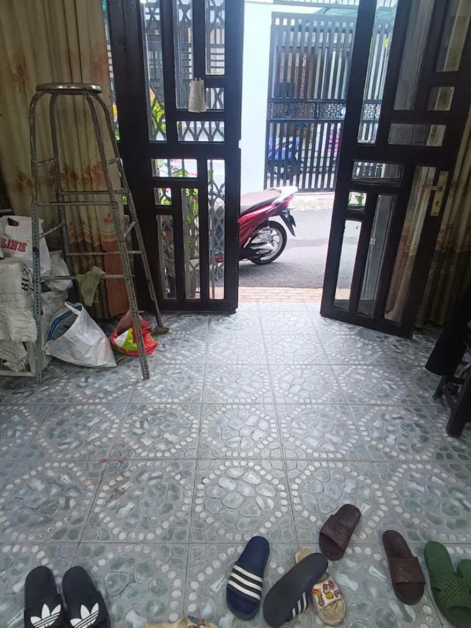 Nhà bán Đường 275 , Hiệp Phú, Thủ Đức. Giá 7.5 tỷ