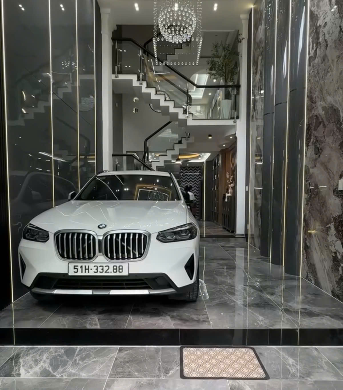 Nhà phố 5 lầu đẹp lung linh 80m2 Quang Trung xe hơi đậu nhà T.máy view Mercedes 13 tỷ hơn
