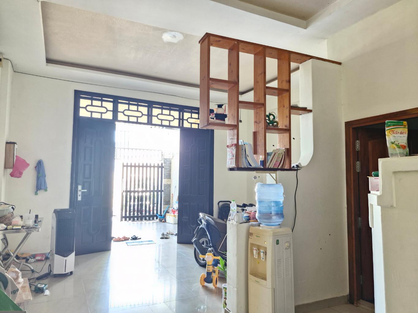 BÁN NHÀ ĐƯỜNG XE TẢI - GIÁ NHỈNH 10.5 TỶ - TRUNG TÂM Q9