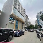 240m2