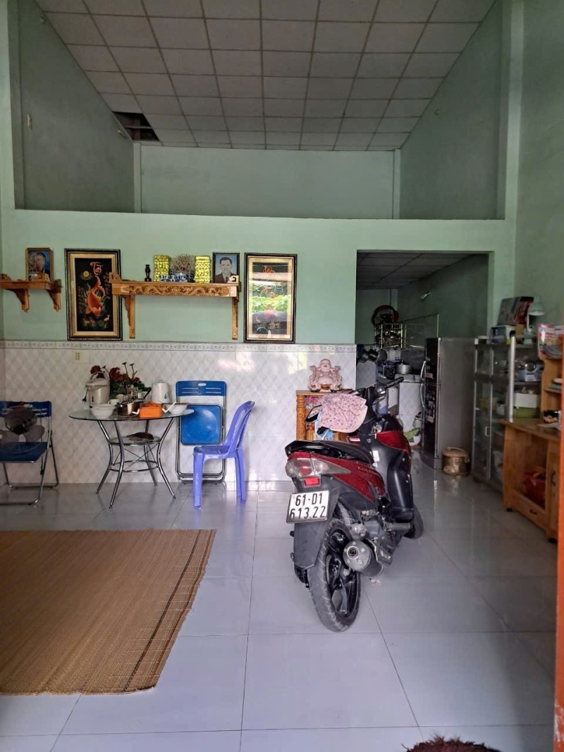 Bán nhà MẶT TIỀN kinh doanh,giá chỉ bằng trong hẻm,gần Nguyễn Thị Minh Khai
